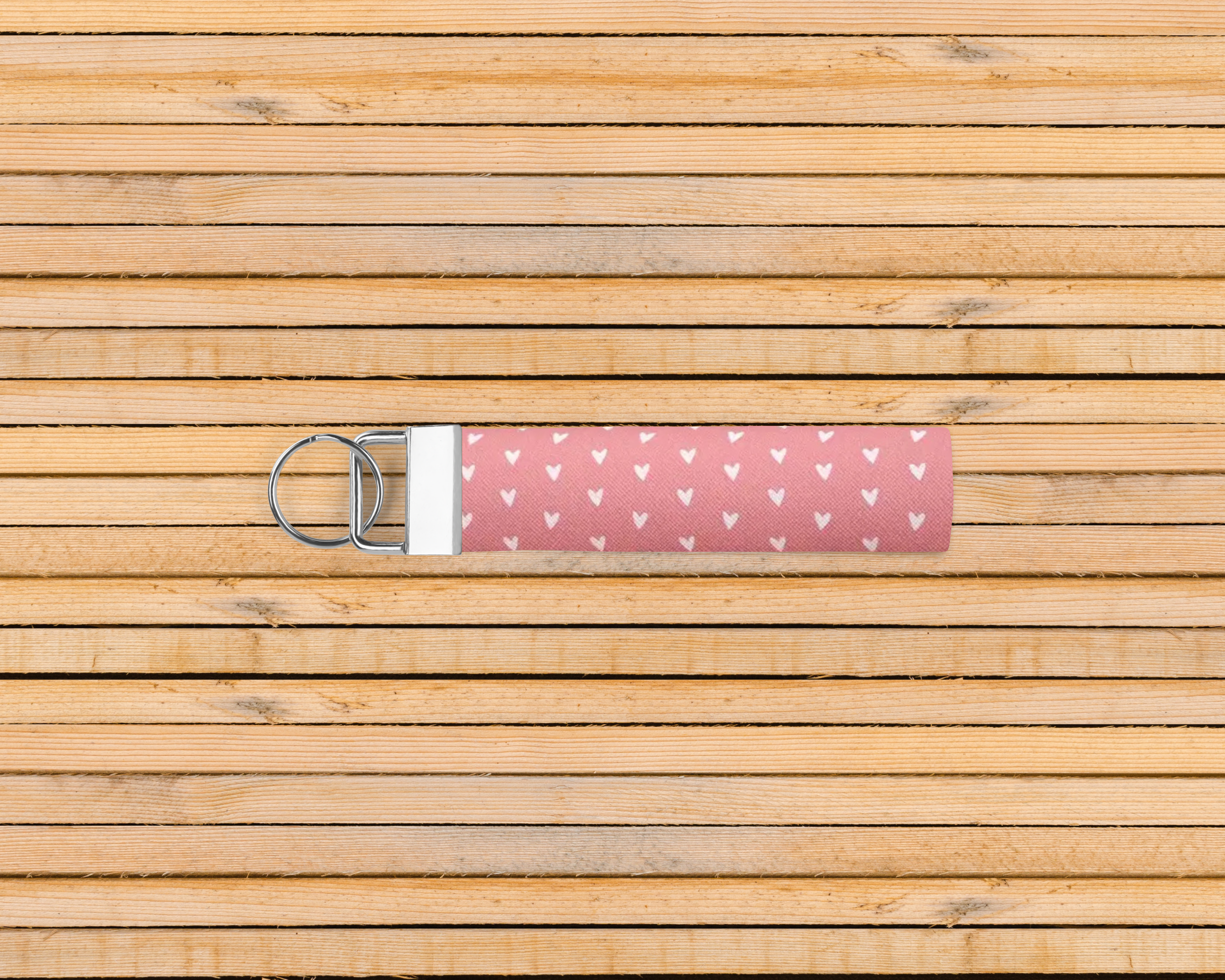 PINK WITH WHITE HEARTS WRISTLET